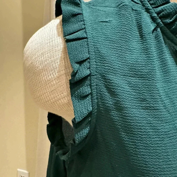 Shirt - Picture 3 of 7